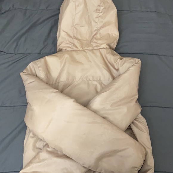 Light weight puffer Jacket - Picture 2 of 3